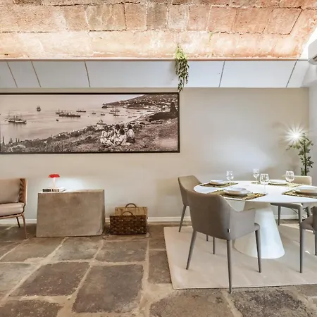 King David By Homie * Funchal